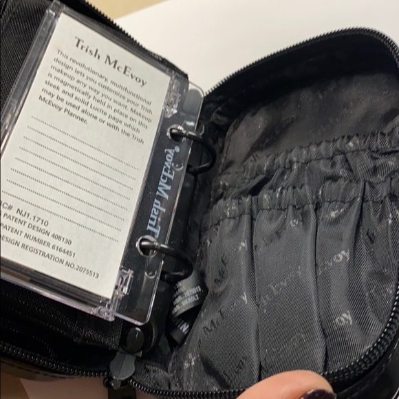 Trish McEvoy Classic Zip Makeup Planner w/Makeup - Picture 7 of 16